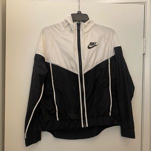 Nike Wind Breaker
